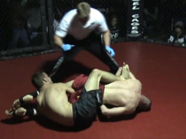 Jeremy Patton win by arm bar, Russell Springs 12-6-08